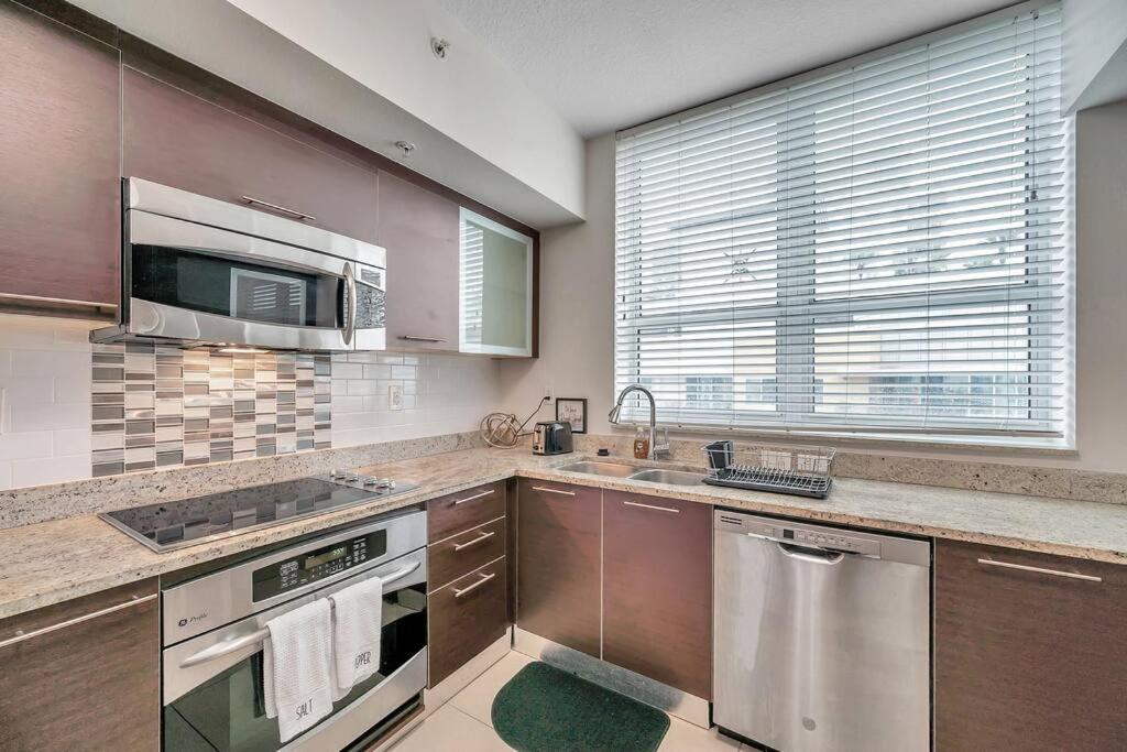 Appartement 3 Min To Dt And Amalie Arena - Cozy 1br - Pool *